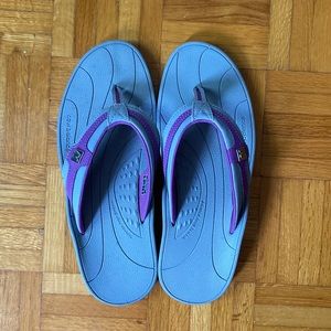 Grey and purple New Balance flip flops size 11